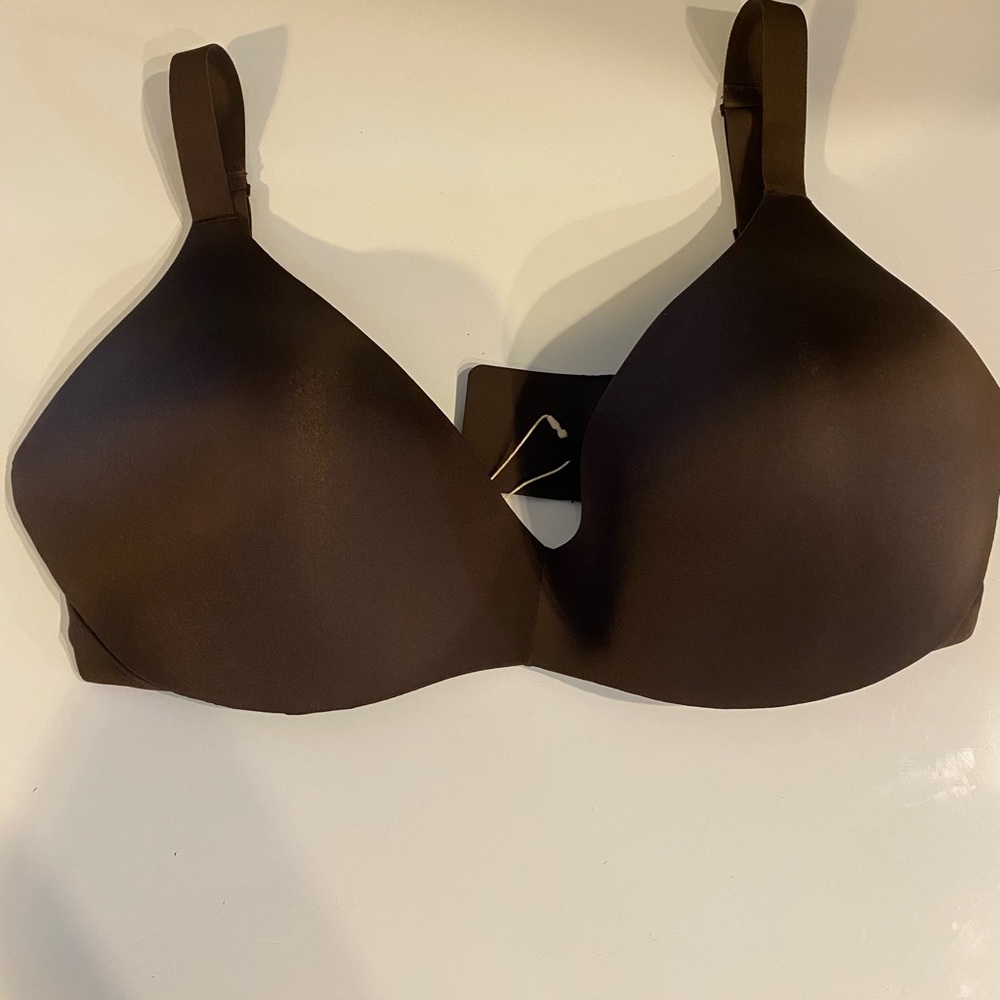 Skims wireless push up plunge bra espresso 38DDD